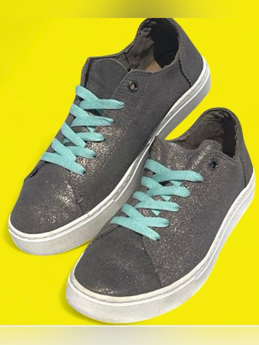TOMS Metallic Suede Low Top Sneakers w/ Mint Green Custom Laces Women 1001316 7W